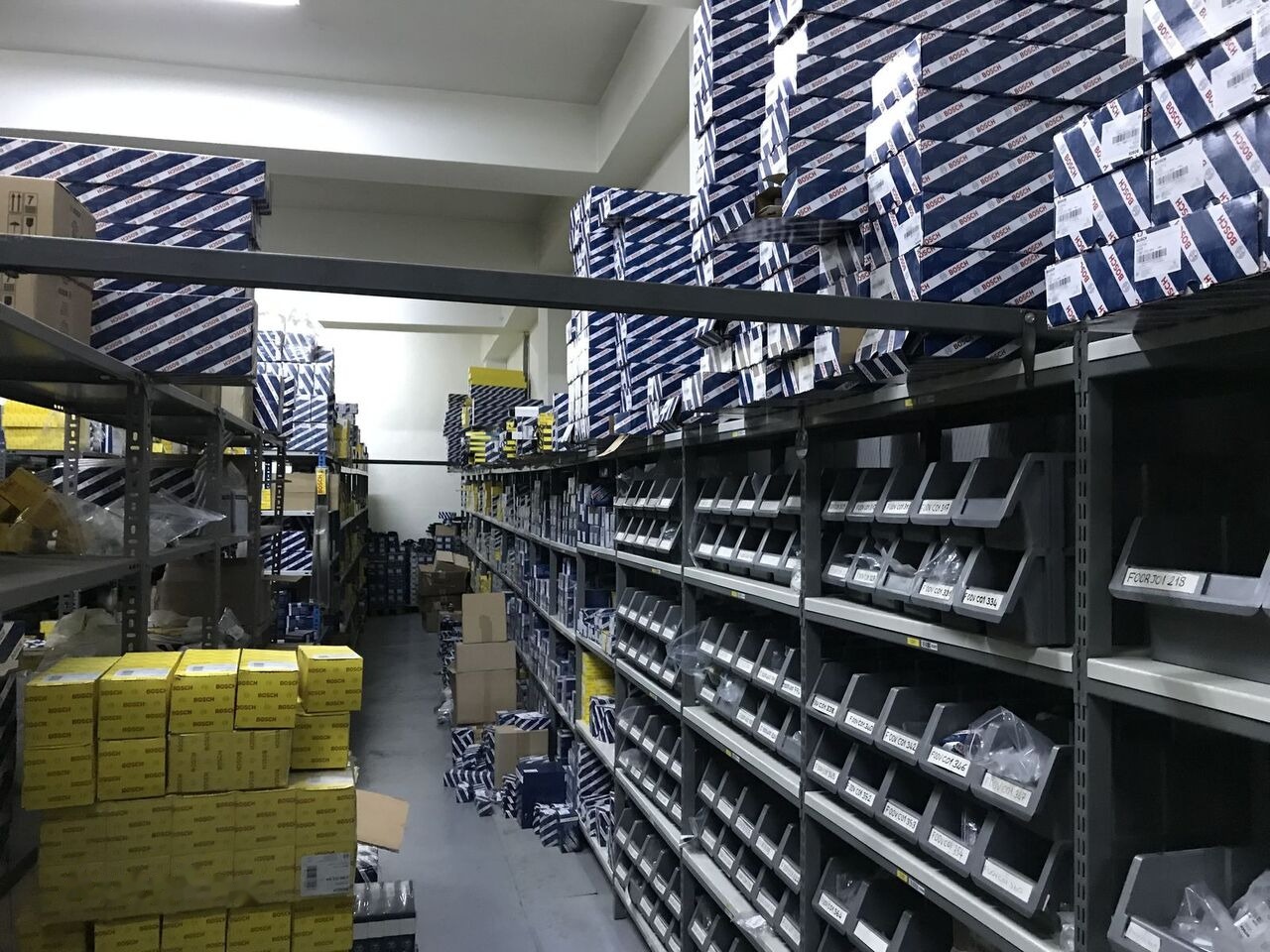 Mercedes-Benz 2018 0280746902 Mercedes-Benz AXOR-ATEGO - Injector for Truck: picture 3 Mercedes-Benz 2018 0280746902 Mercedes-Benz AXOR-ATEGO - Injector for Truck: picture 3