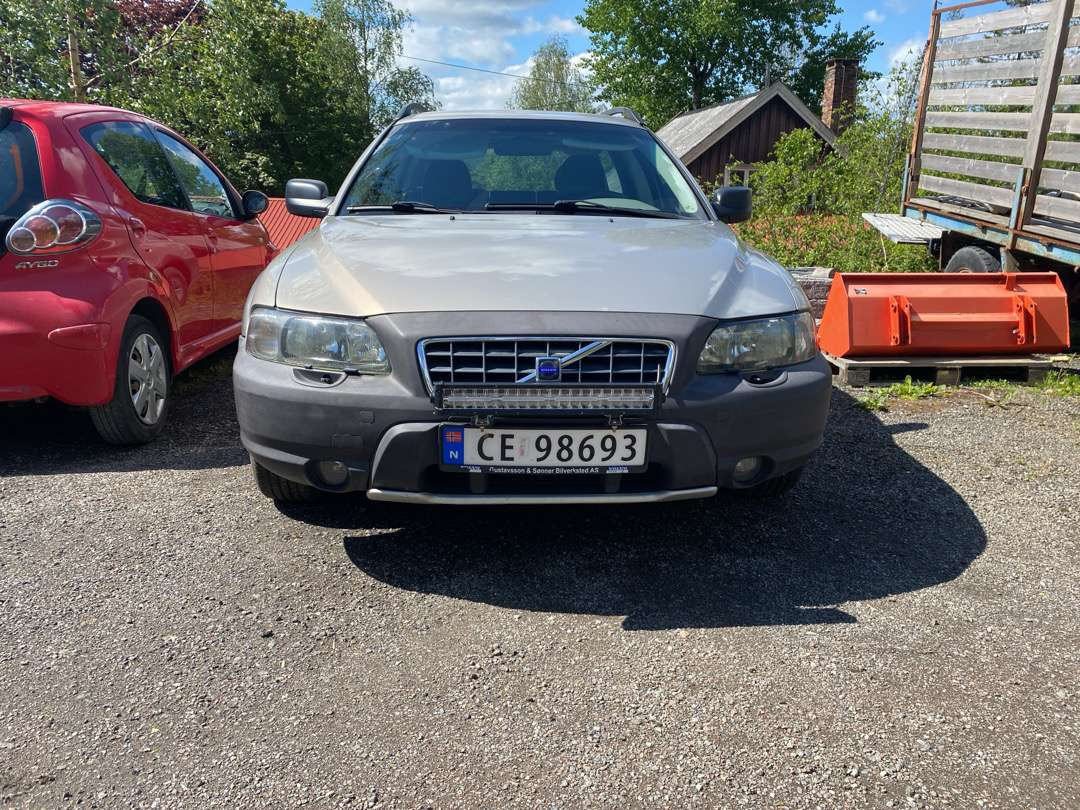 2001 Volvo XC70 EU-GODKJENT (rep.-objekt) - Estate car: picture 3 2001 Volvo XC70 EU-GODKJENT (rep.-objekt) - Estate car: picture 3