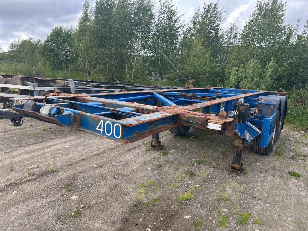 2004 Container-henger TURBO`HOET CONTAINERSEMITRAILER EU-godkjent - Container transporter/ Swap body semi-trailer: picture 1 2004 Container-henger TURBO`HOET CONTAINERSEMITRAILER EU-godkjent - Container transporter/ Swap body semi-trailer: picture 1