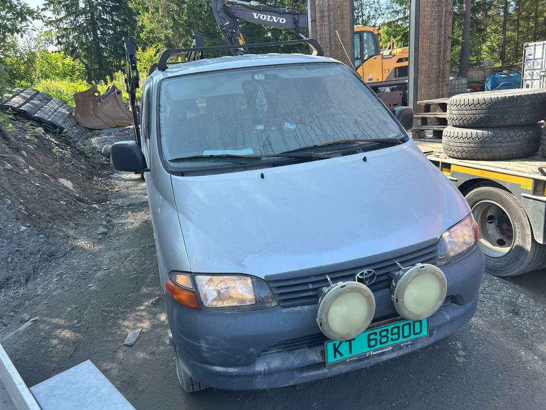 2005 Varebil TOYOTA HIACE 4WD EU-Godkjent - Panel van: picture 2 2005 Varebil TOYOTA HIACE 4WD EU-Godkjent - Panel van: picture 2