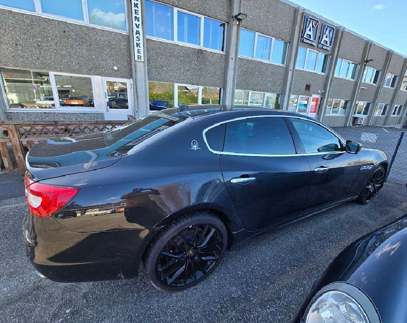 2014 Maserati Quattroporte S Q4 3.0L twin-turbo V6 // 411 hk // AWD // Automat - Saloon car: picture 3 2014 Maserati Quattroporte S Q4 3.0L twin-turbo V6 // 411 hk // AWD // Automat - Saloon car: picture 3