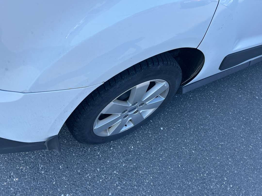 Panel van 2014 Varebil FORD TRANSIT CONNECT EU-Godkjent: picture 17 Panel van 2014 Varebil FORD TRANSIT CONNECT EU-Godkjent: picture 17