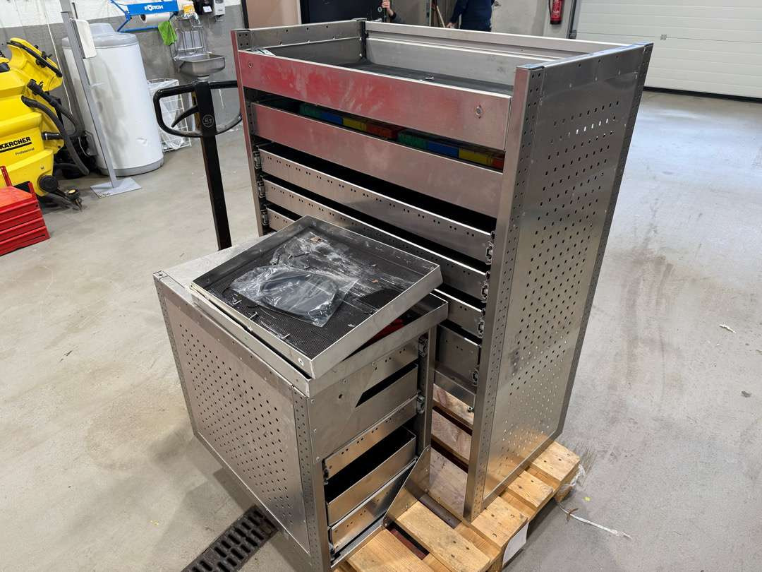 Aluca Bilinnredning - Garage equipment: picture 5 Aluca Bilinnredning - Garage equipment: picture 5