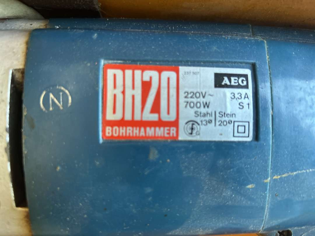 Borhammer fra AEG BH 20 - Garage equipment: picture 2 Borhammer fra AEG BH 20 - Garage equipment: picture 2