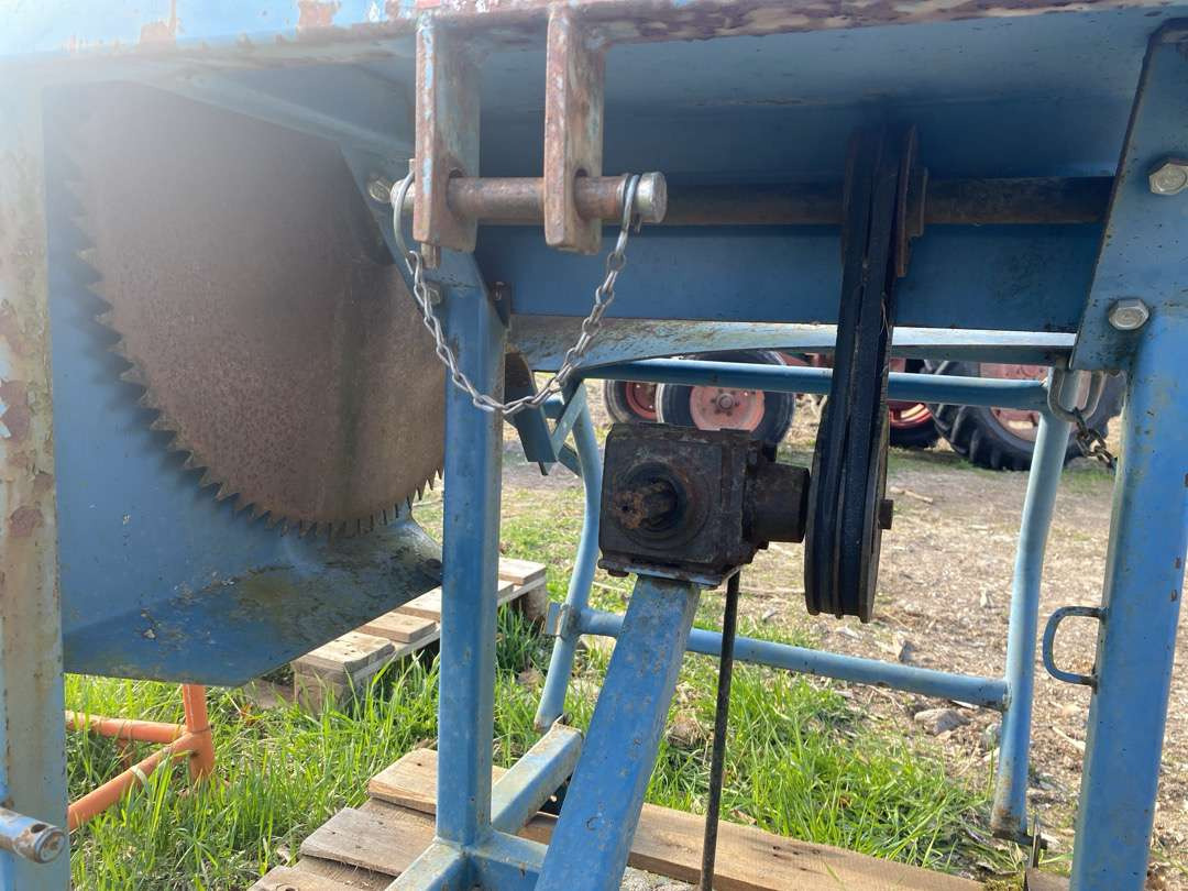 Vedsag til traktor - Garage equipment: picture 4 Vedsag til traktor - Garage equipment: picture 4
