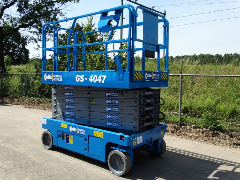Genie GS 4047 - Scissor lift: picture 3 Genie GS 4047 - Scissor lift: picture 3
