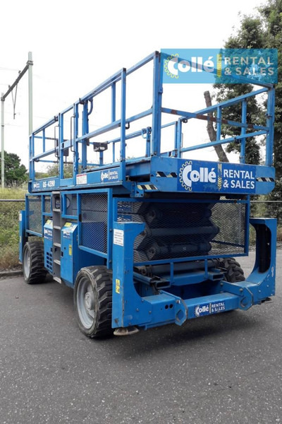 Genie GS 4390 RT | 2008 - Scissor lift: picture 3 Genie GS 4390 RT | 2008 - Scissor lift: picture 3