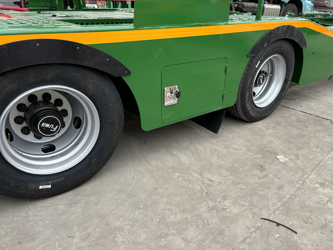- Autotransporter semi-trailer: picture 5 - Autotransporter semi-trailer: picture 5