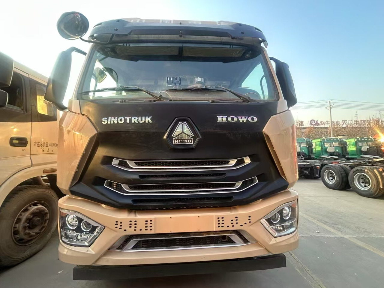 HOWO - Tractor unit: picture 1 HOWO - Tractor unit: picture 1