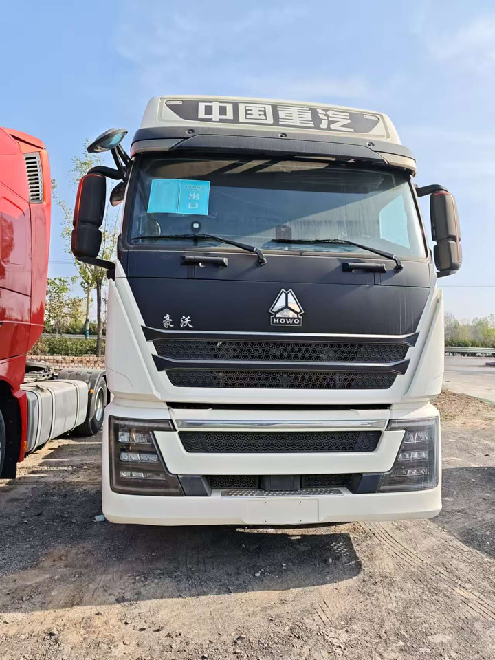 HOWO - Tractor unit: picture 2 HOWO - Tractor unit: picture 2