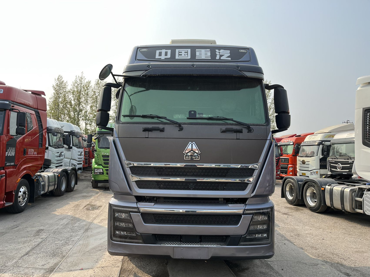 HOWO TH7 - Tractor unit: picture 2 HOWO TH7 - Tractor unit: picture 2