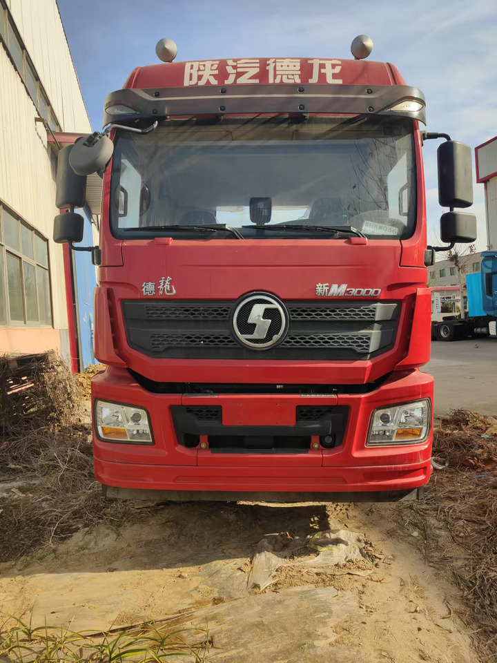 SHACMAN M3000 - Tractor unit: picture 1 SHACMAN M3000 - Tractor unit: picture 1