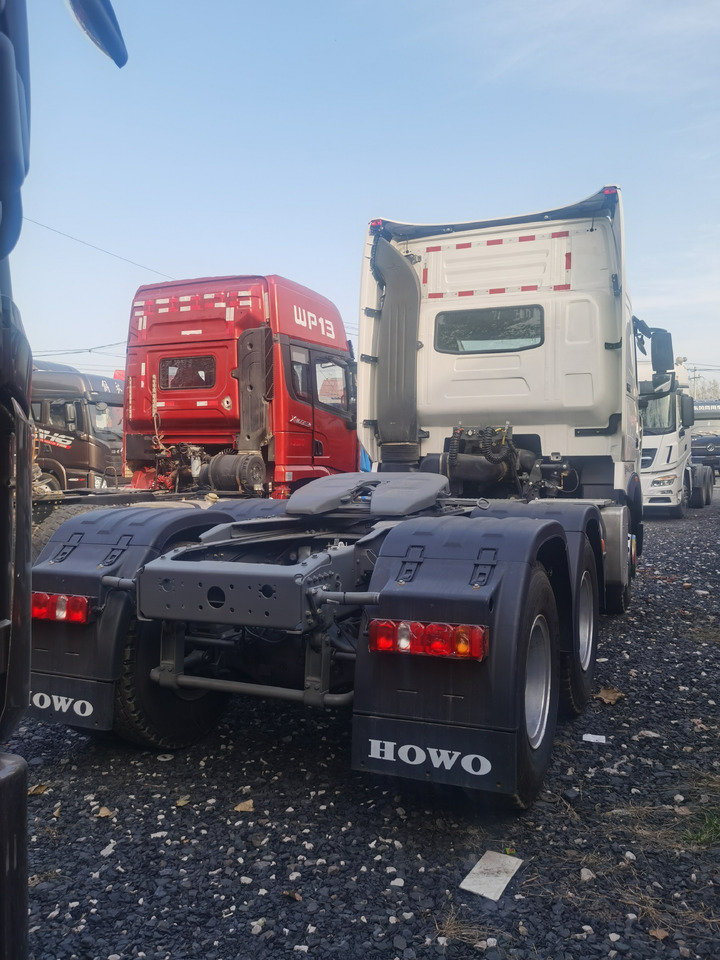 SINOTRUCK HOWO - Tractor unit: picture 5 SINOTRUCK HOWO - Tractor unit: picture 5