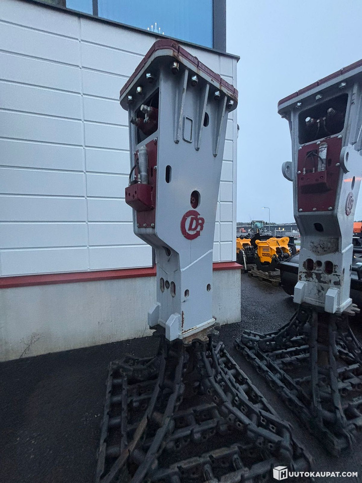 Demarec DFX-26 Hydraulic Hammer/Impact Hammer, 20–30 t, 2022 *Unused*, Lempäälä - Hydraulic hammer: picture 2 Demarec DFX-26 Hydraulic Hammer/Impact Hammer, 20–30 t, 2022 *Unused*, Lempäälä - Hydraulic hammer: picture 2