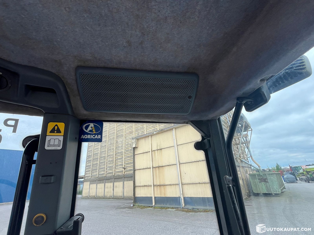 Farm tractor New Holland TM155 tractor with front loader, 2004, Salo: picture 27