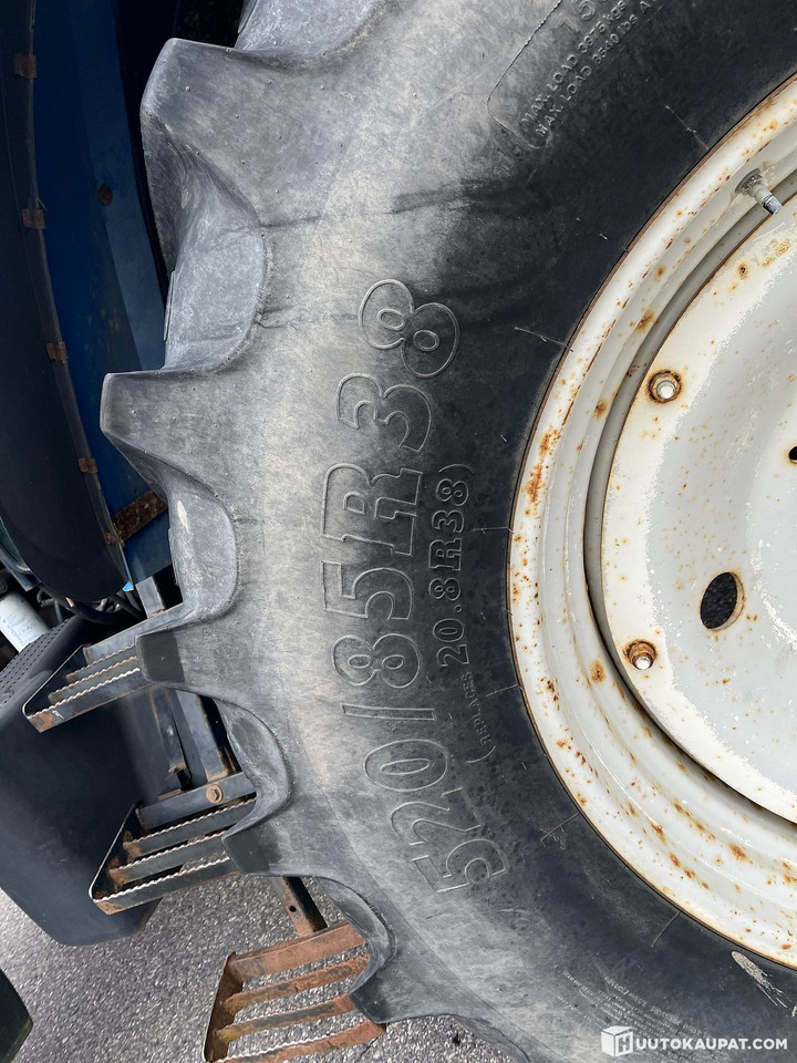 Farm tractor New Holland TM155 tractor with front loader, 2004, Salo: picture 24