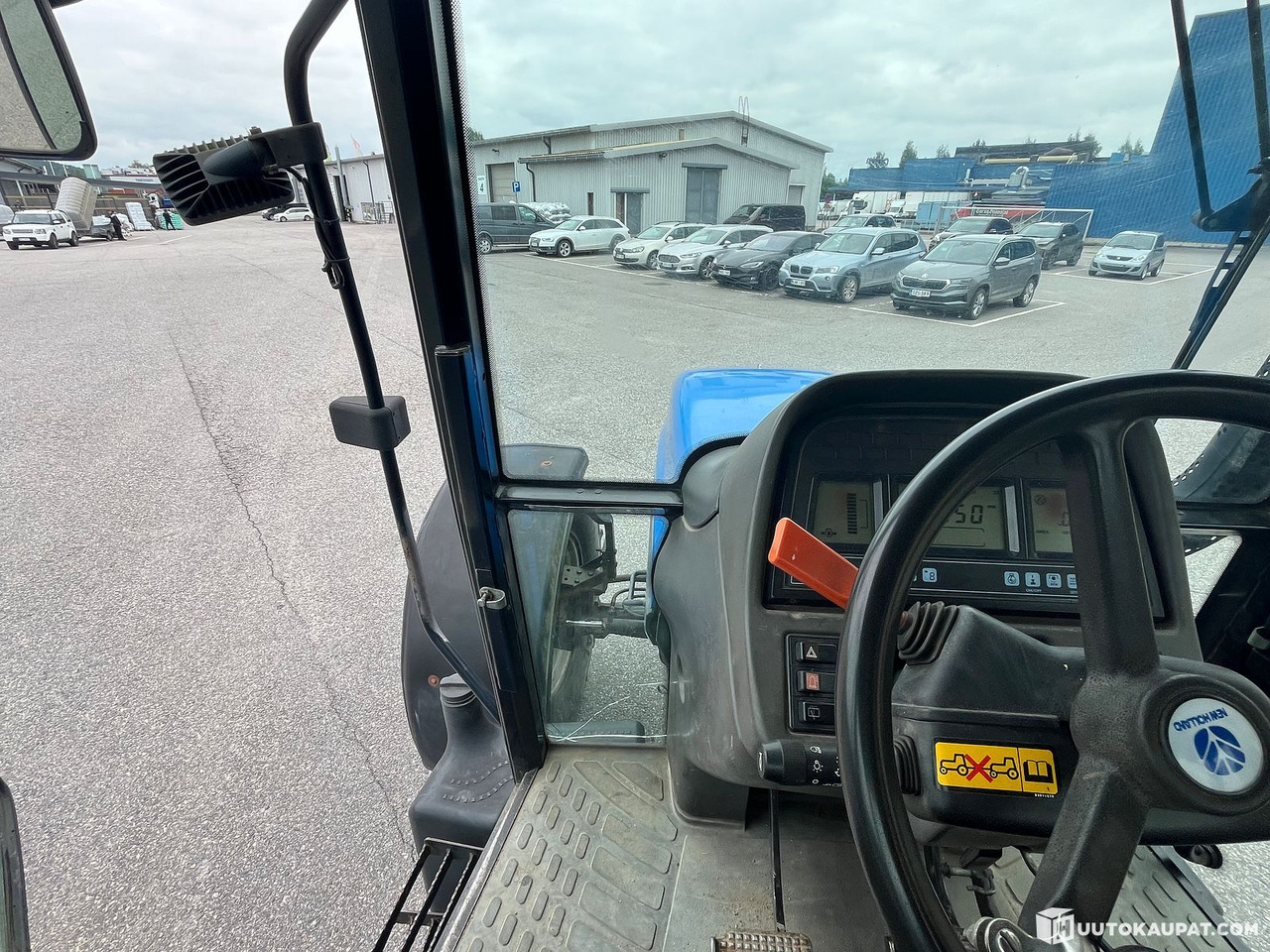 Farm tractor New Holland TM155 tractor with front loader, 2004, Salo: picture 31