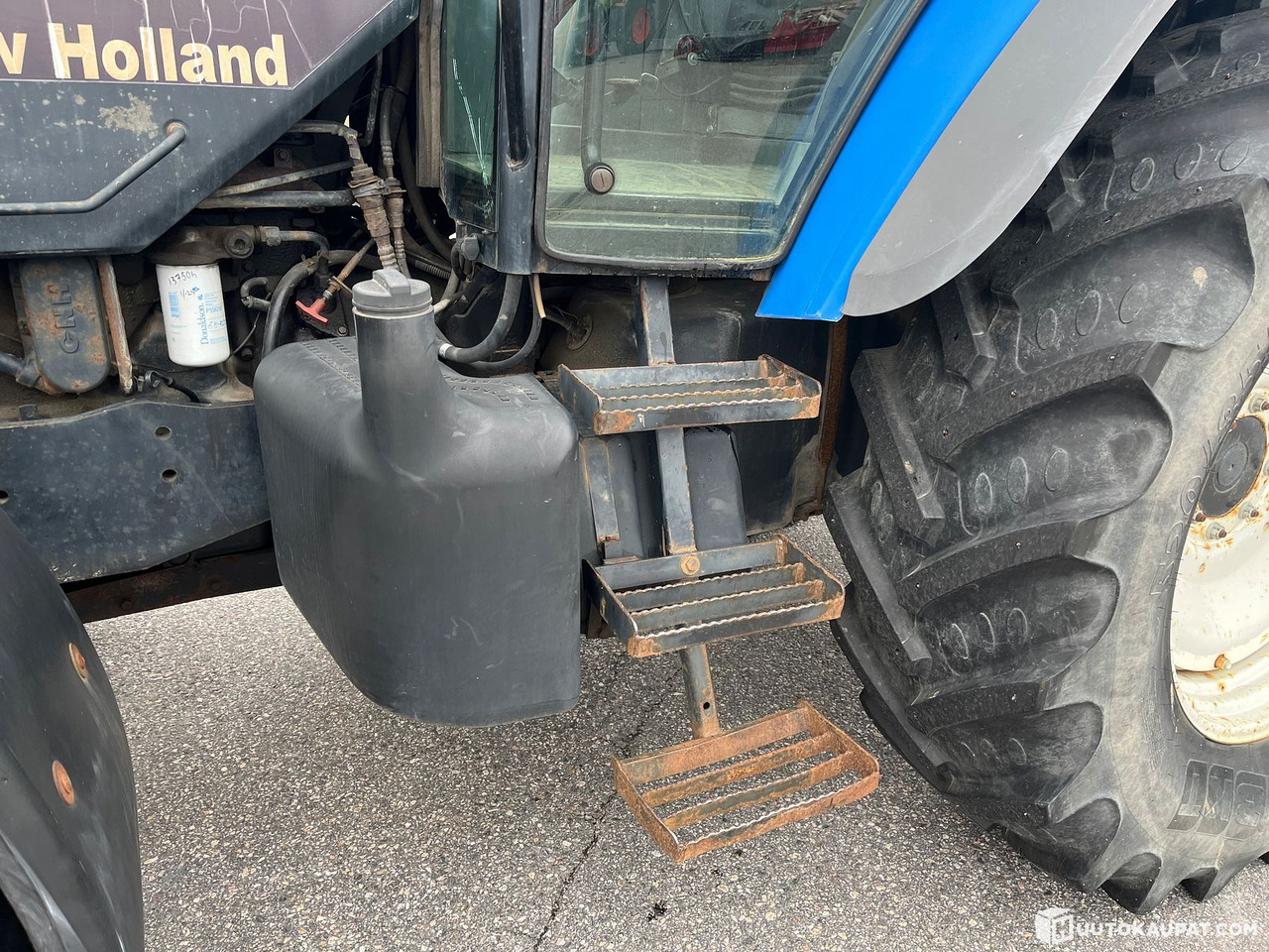 Farm tractor New Holland TM155 tractor with front loader, 2004, Salo: picture 22