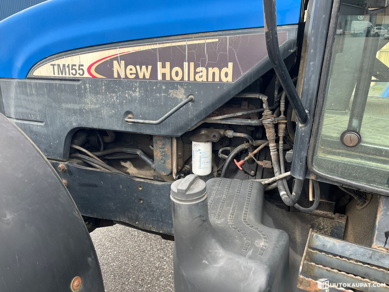 Farm tractor New Holland TM155 tractor with front loader, 2004, Salo: picture 13