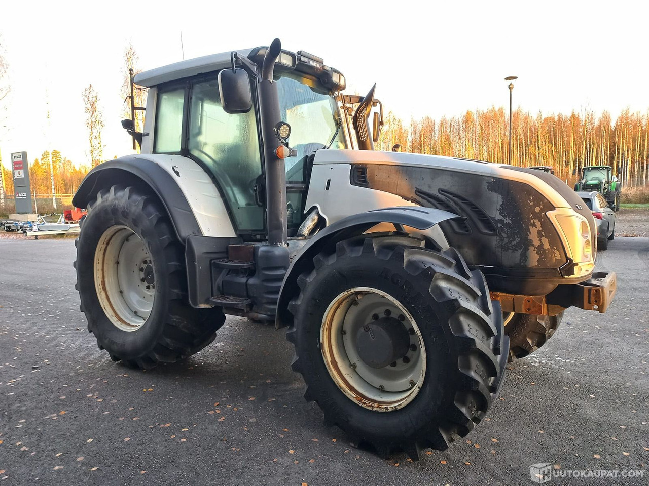 Valtra T213 VERSU, 2013, 11 100 h, MTK25, Joensuu - Farm tractor: picture 2 Valtra T213 VERSU, 2013, 11 100 h, MTK25, Joensuu - Farm tractor: picture 2