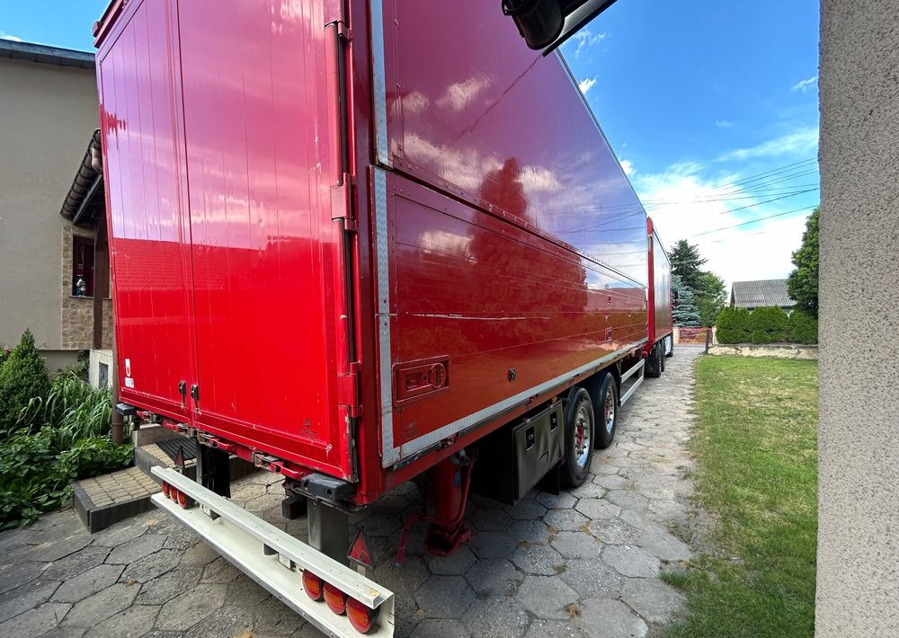 DAF XF 510 NAPOJÓWKA z Niemiec Retarder TOP ALUFELGI / FULL OPCJA / super space 106.510 106.460 480 530 najlepszy motor 6x2 26.510 26.460 - Curtain side truck: picture 3 DAF XF 510 NAPOJÓWKA z Niemiec Retarder TOP ALUFELGI / FULL OPCJA / super space 106.510 106.460 480 530 najlepszy motor 6x2 26.510 26.460 - Curtain side truck: picture 3