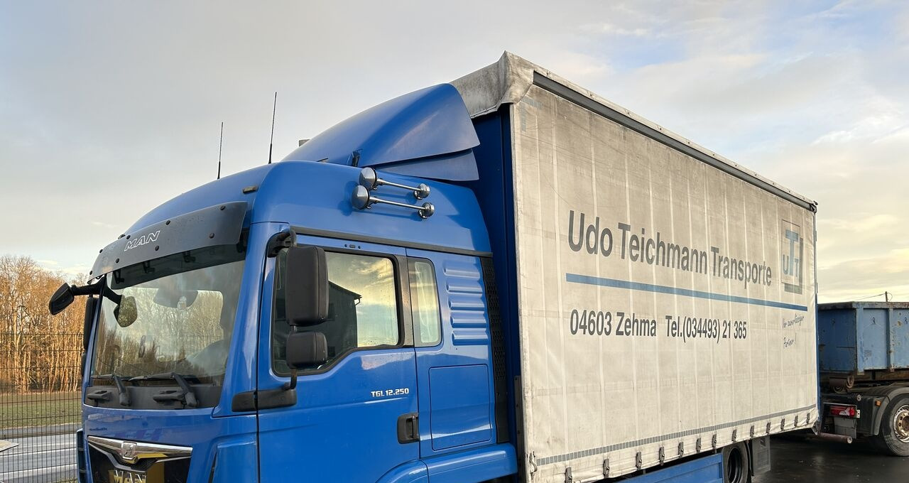 MAN 12.250 TGL TANDEM COMPLETT 7m + 8.5m from Germany / 7.2m / 2016 - Curtain side truck: picture 1 MAN 12.250 TGL TANDEM COMPLETT 7m + 8.5m from Germany / 7.2m / 2016 - Curtain side truck: picture 1