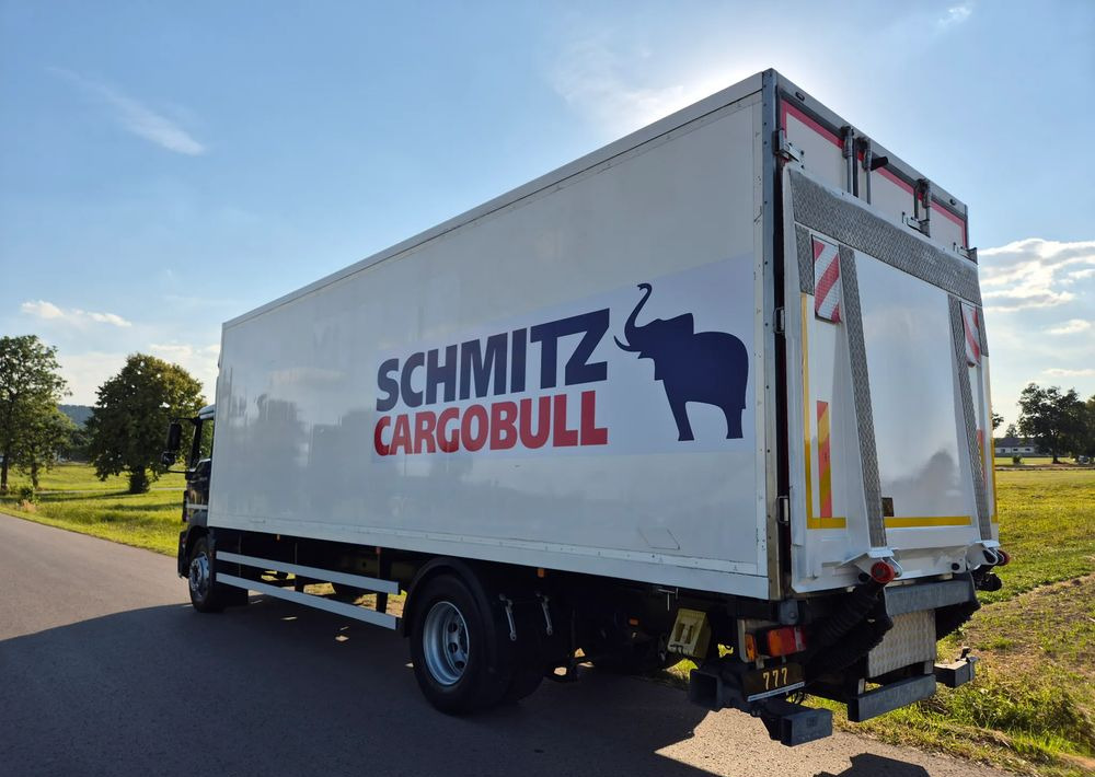 MAN TGM 18.250 Carrier 1950 D/E z Holandii / TOP STAN / 7.5m / 18 palet / winda + drzwi boczne / OKAZJA - Refrigerated truck: picture 2 MAN TGM 18.250 Carrier 1950 D/E z Holandii / TOP STAN / 7.5m / 18 palet / winda + drzwi boczne / OKAZJA - Refrigerated truck: picture 2