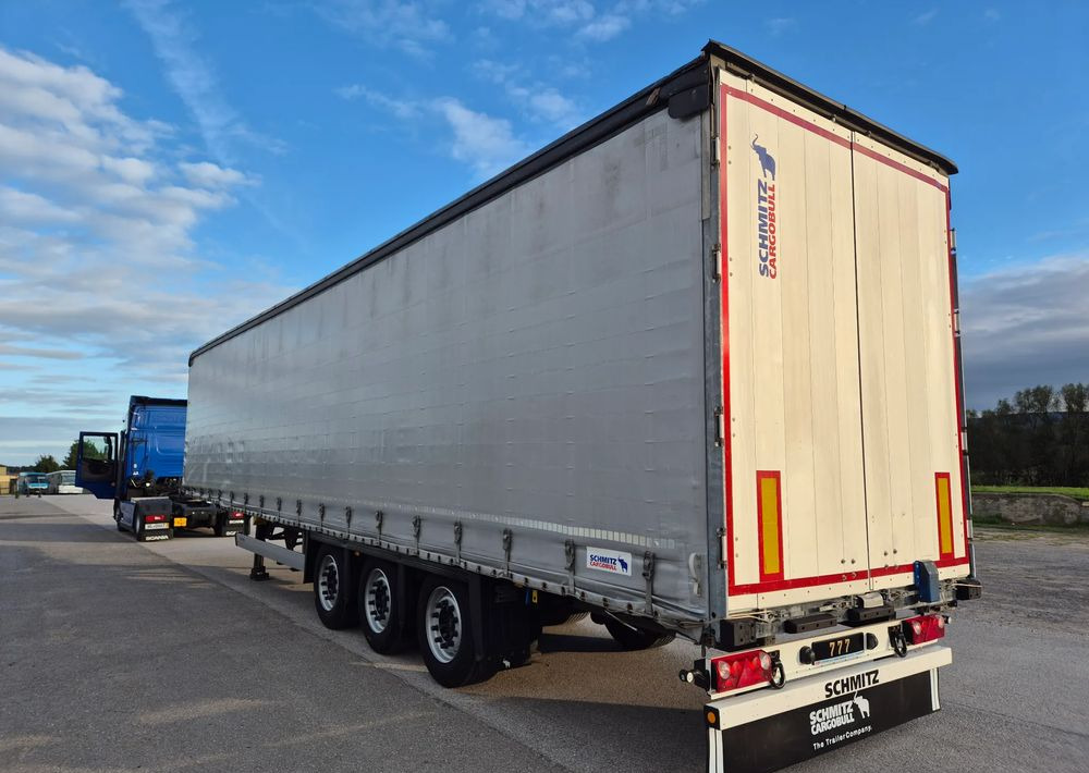 Schmitz Cargobull Varios 2021 podnoszony dach / poziomy jazdy dachu / od pierwszego właściciela / OKAZJA - Curtainsider semi-trailer: picture 2 Schmitz Cargobull Varios 2021 podnoszony dach / poziomy jazdy dachu / od pierwszego właściciela / OKAZJA - Curtainsider semi-trailer: picture 2