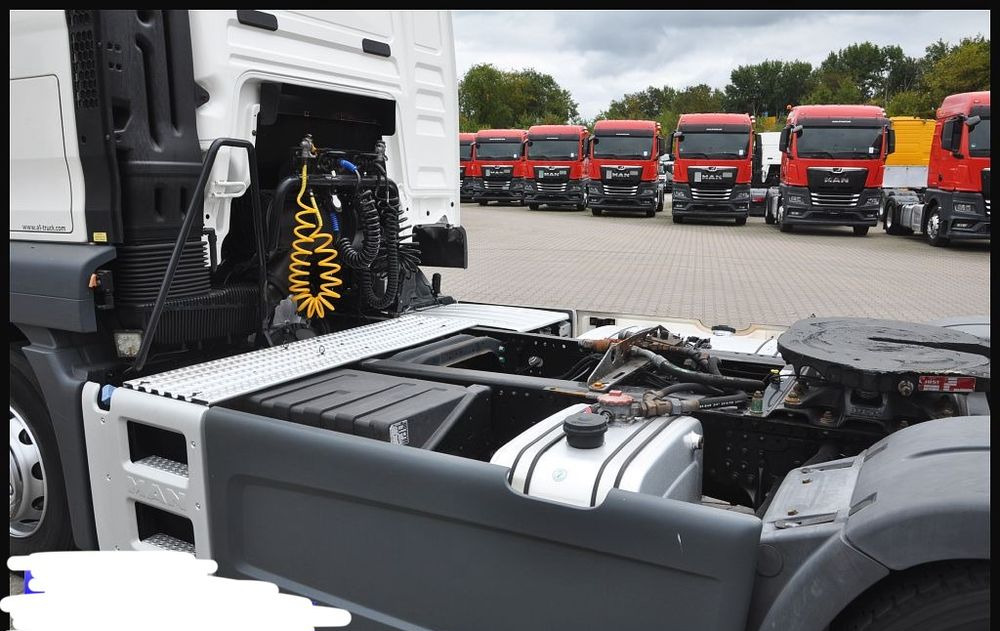 Tractor unit MAN TGS 18.420 2019 NAUKA JAZDY POLIFT ELKA AUTOMAT 4x2 STANDARD 315/70r22.5 SUPER STAN TGX 470 460 420 430 500 510 400 360 410: picture 15