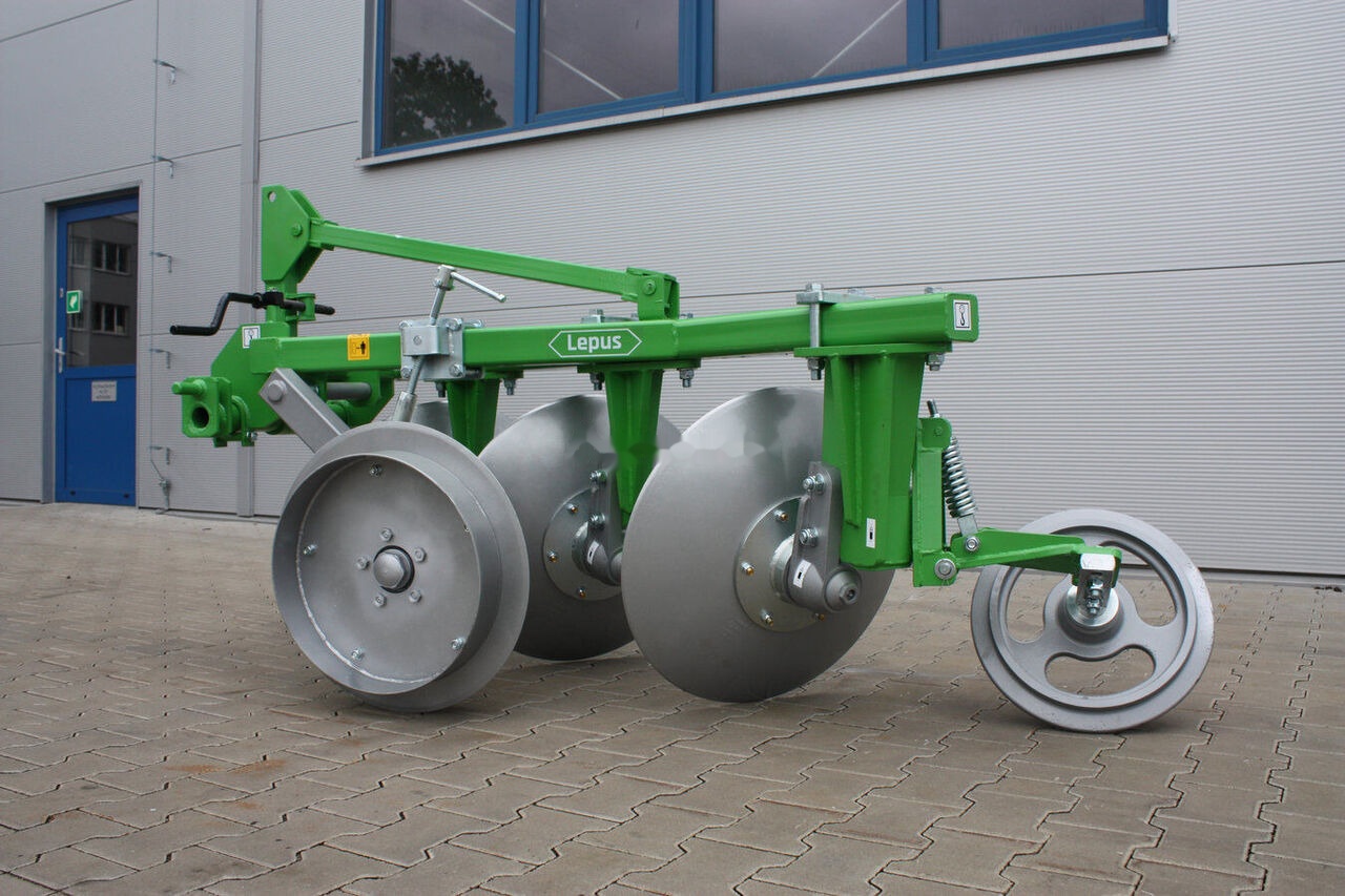 Bomet U040 0,6m 2 talerzowy Lepus - Plough: picture 2 Bomet U040 0,6m 2 talerzowy Lepus - Plough: picture 2