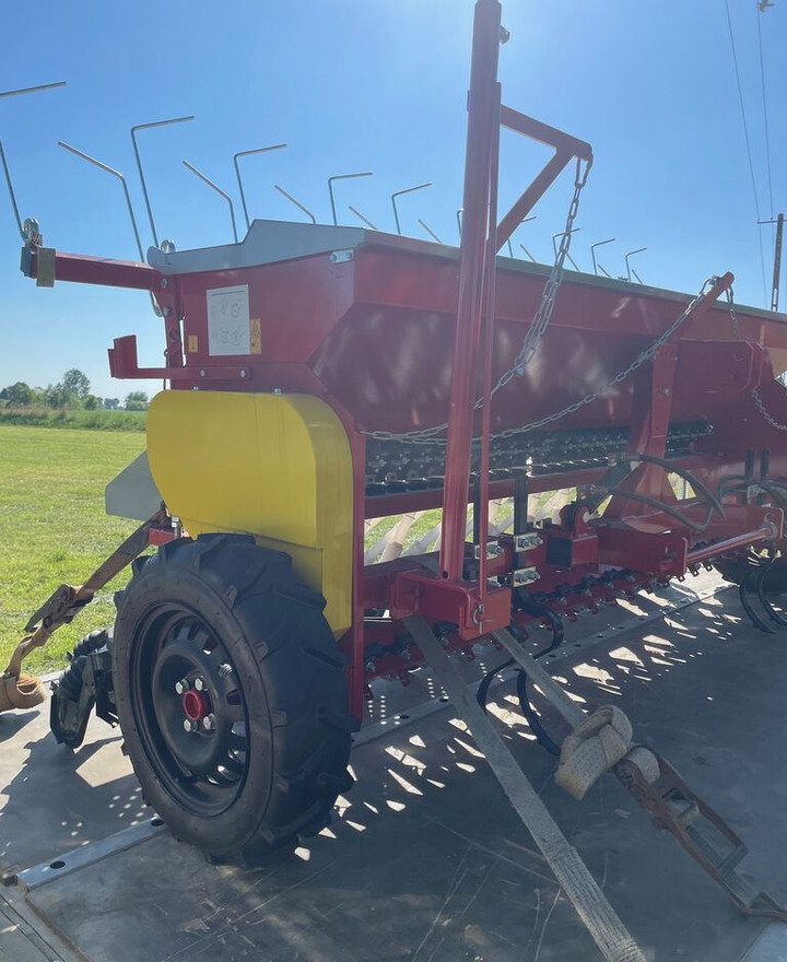 Meprozet S107T / S117T 3,0m - Seed drill: picture 4 Meprozet S107T / S117T 3,0m - Seed drill: picture 4