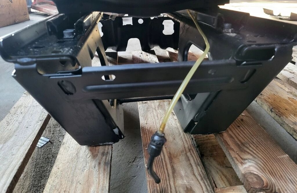 Scania R Euro 6 2189660 Scania R Euro 6 2189660 truck - Seat for Truck: picture 2 Scania R Euro 6 2189660 Scania R Euro 6 2189660 truck - Seat for Truck: picture 2