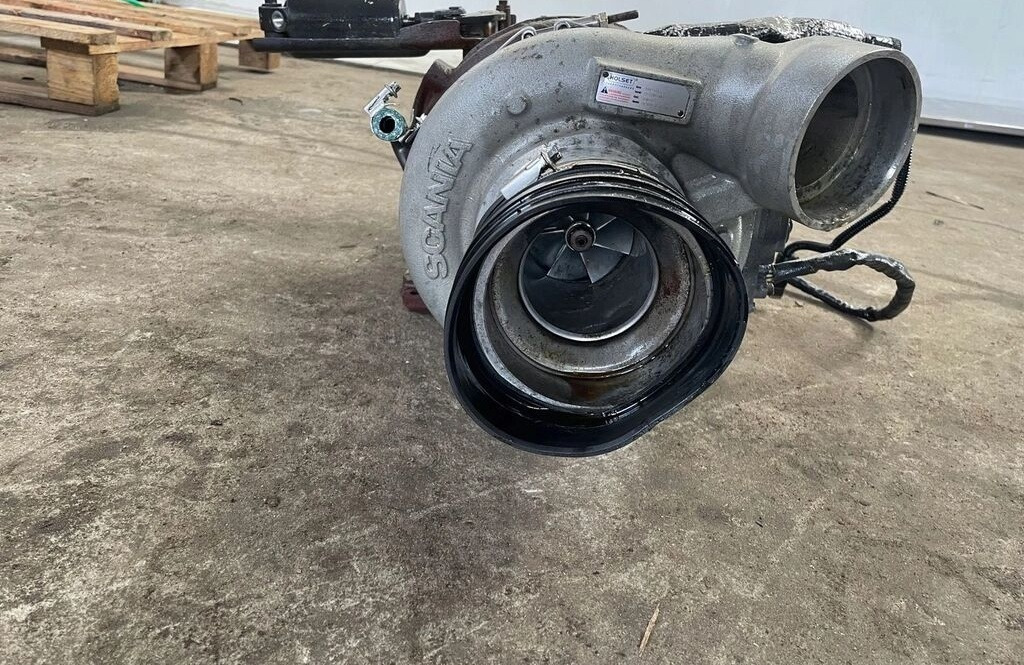 Scania Turbina R V8 Scania Turbina Scania R V8 truck - Turbo for Truck: picture 2 Scania Turbina R V8 Scania Turbina Scania R V8 truck - Turbo for Truck: picture 2