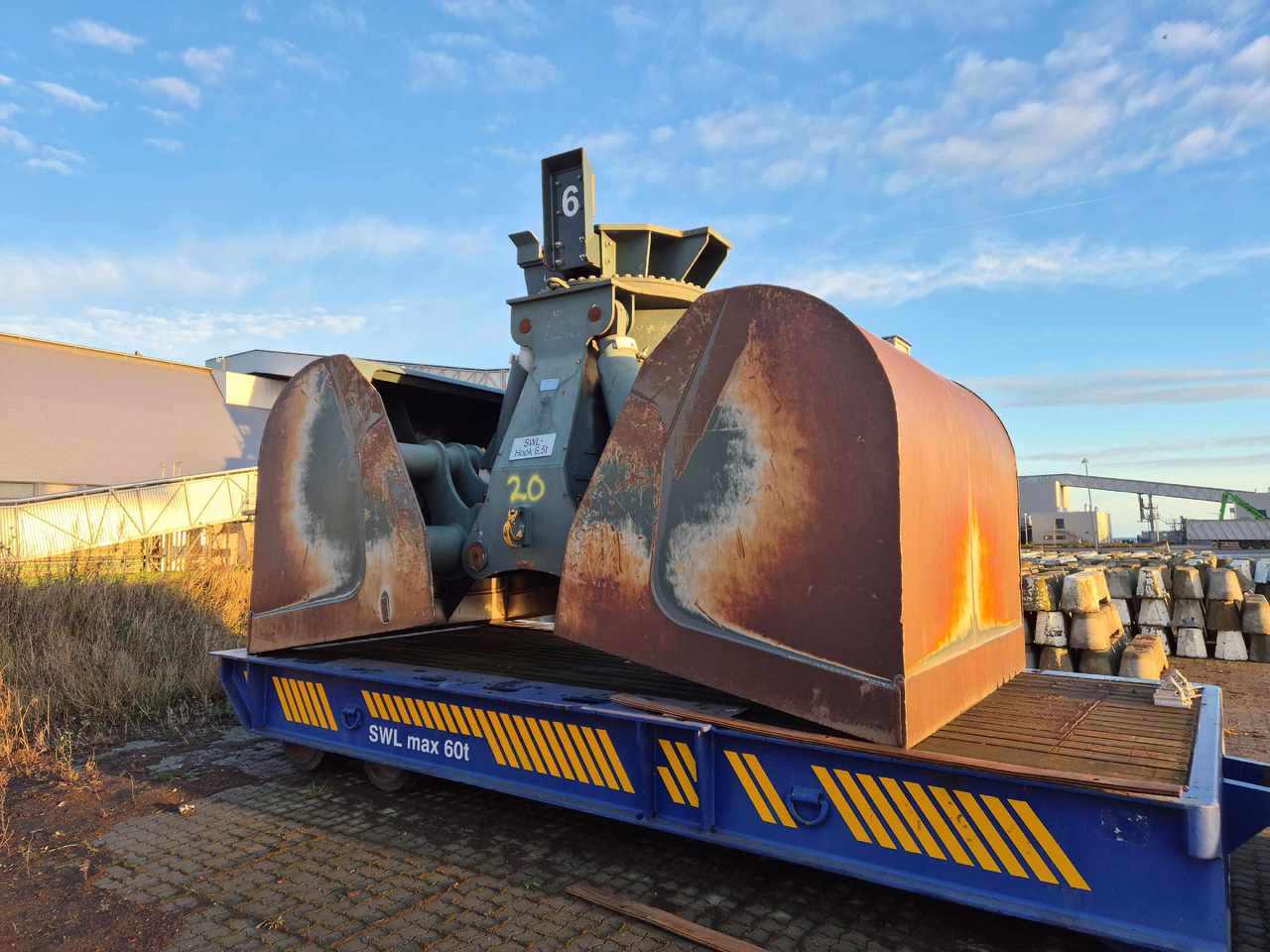 Peiner SMAG HZG.34-S - Clamshell bucket for Port equipment: picture 3 Peiner SMAG HZG.34-S - Clamshell bucket for Port equipment: picture 3