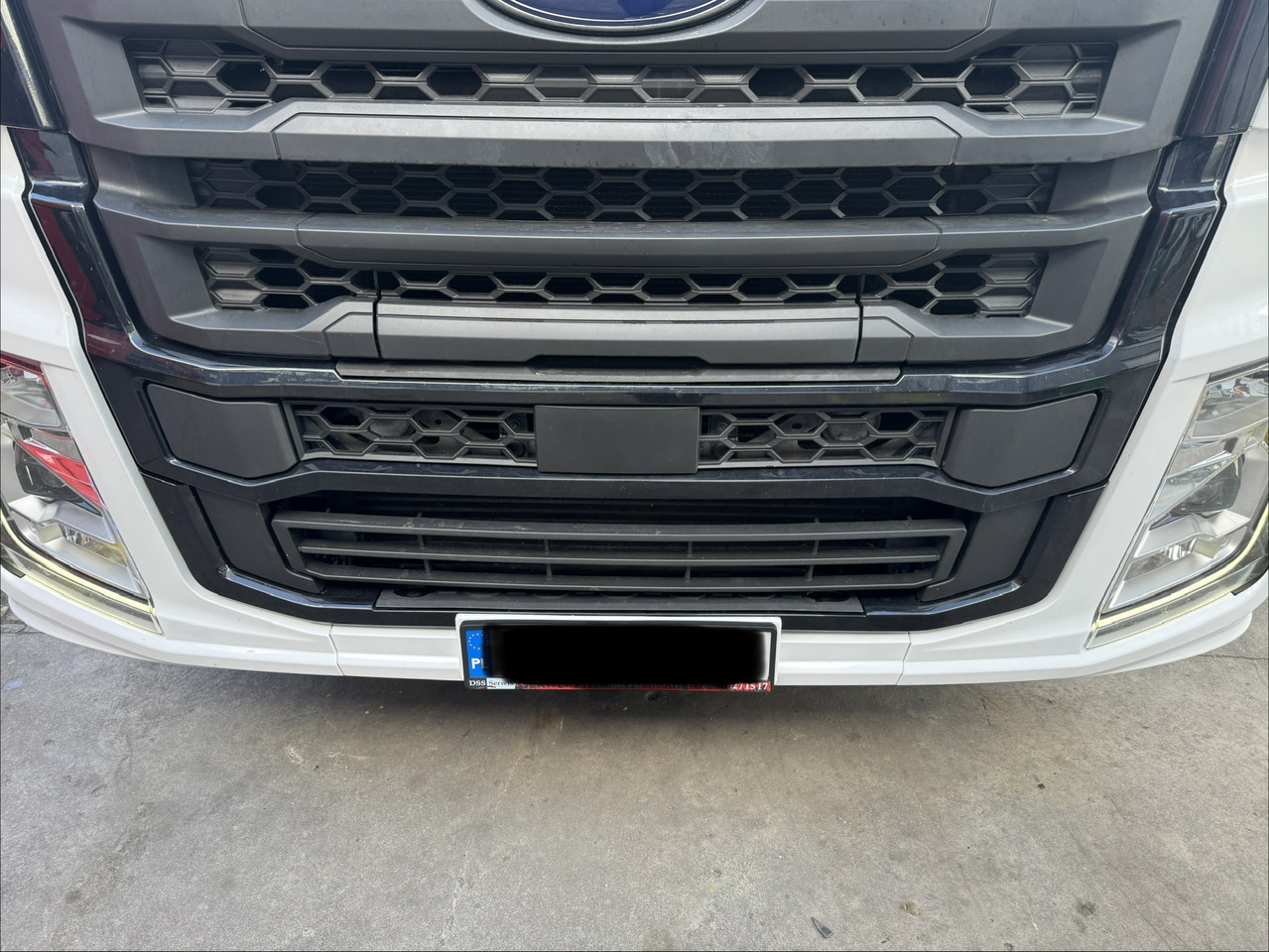 Ford F-Max 500 - Bumper for Truck: picture 2 Ford F-Max 500 - Bumper for Truck: picture 2