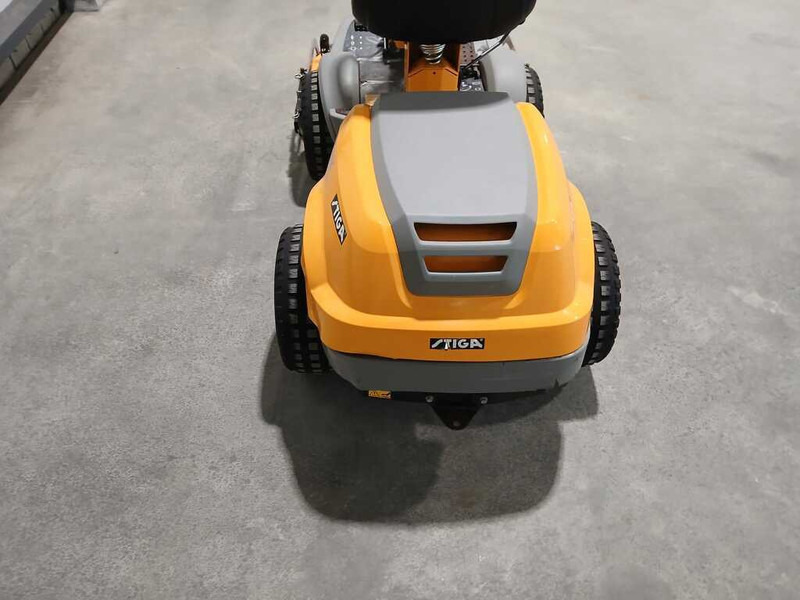 Stiga Park Compact 16 awd - Lawn mower: picture 2 Stiga Park Compact 16 awd - Lawn mower: picture 2