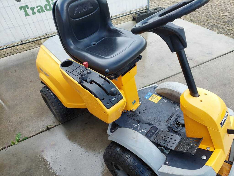 Stiga Park Silent - Lawn mower: picture 4 Stiga Park Silent - Lawn mower: picture 4