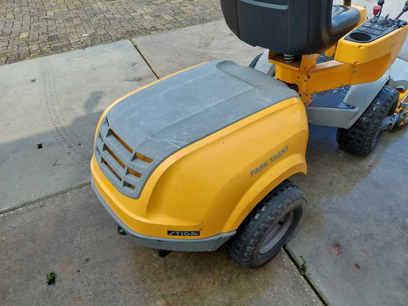 Stiga Park Silent - Lawn mower: picture 3 Stiga Park Silent - Lawn mower: picture 3