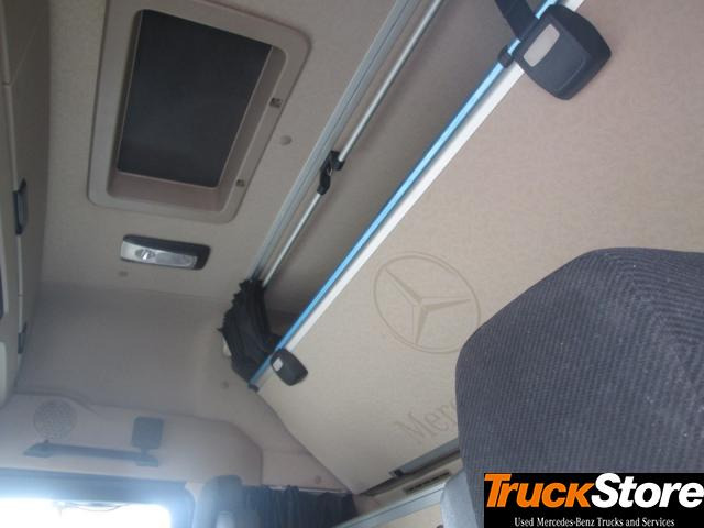 Mercedes-Benz Actros 1845 LS - Tractor unit: picture 5 Mercedes-Benz Actros 1845 LS - Tractor unit: picture 5