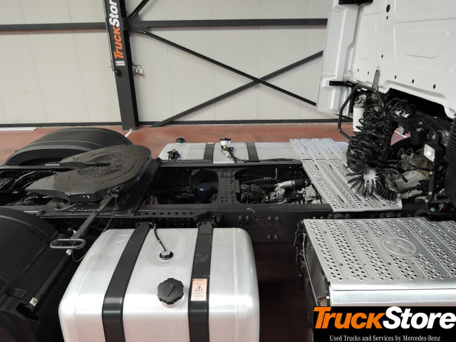 Mercedes-Benz Actros 1845 LS - Tractor unit: picture 2 Mercedes-Benz Actros 1845 LS - Tractor unit: picture 2