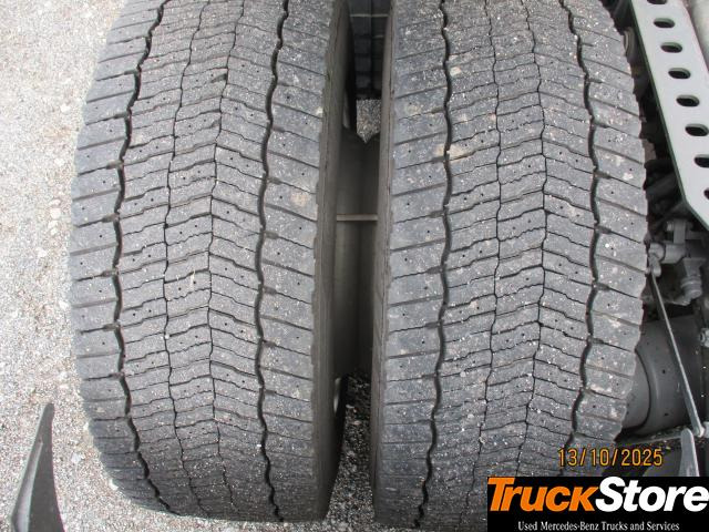 Mercedes-Benz Actros 1845 LS nRL - Tractor unit: picture 2 Mercedes-Benz Actros 1845 LS nRL - Tractor unit: picture 2