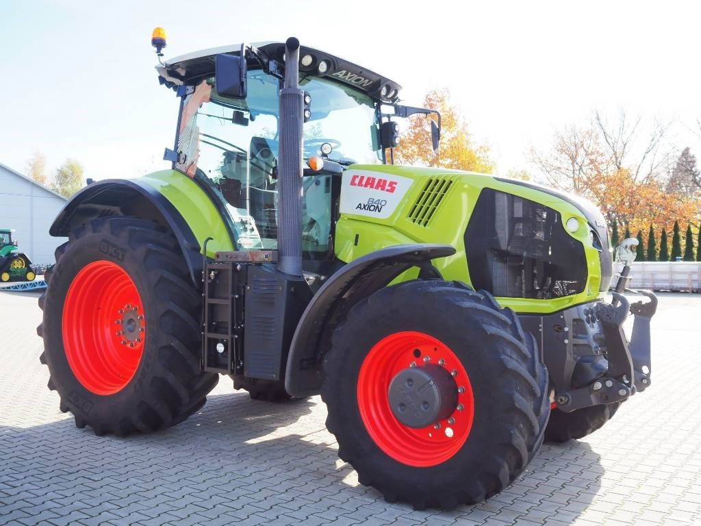 Claas Axion 840 CEBIS - Farm tractor: picture 4 Claas Axion 840 CEBIS - Farm tractor: picture 4