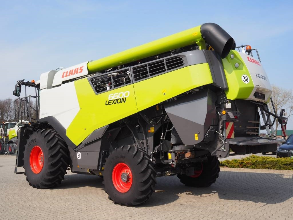 Claas Lexion 6600 GPS + V770 - Combine harvester: picture 2 Claas Lexion 6600 GPS + V770 - Combine harvester: picture 2