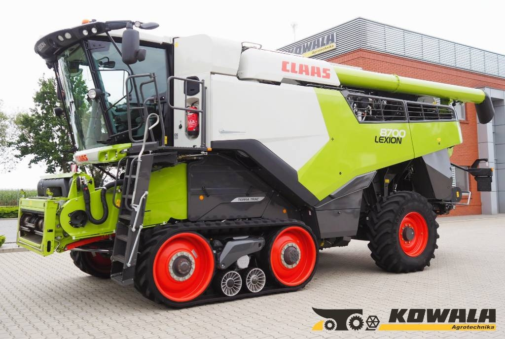 Claas Lexion 8700TT + V1080 Threshing drum drive, 2-stag - Combine harvester: picture 1 Claas Lexion 8700TT + V1080 Threshing drum drive, 2-stag - Combine harvester: picture 1