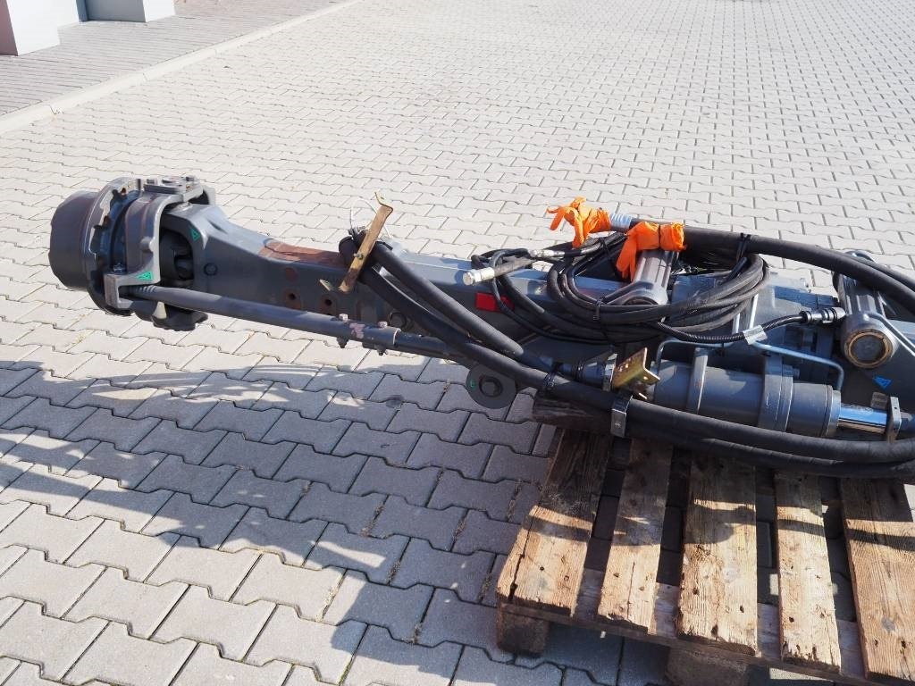 Claas Lexion - NAF rear driving axle / 4x4 / 4WD - Track for Agricultural machinery: picture 2 Claas Lexion - NAF rear driving axle / 4x4 / 4WD - Track for Agricultural machinery: picture 2