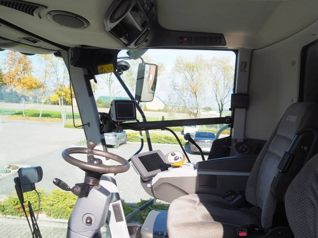 Claas Tucano 570 GPS + V770 - Combine harvester: picture 5 Claas Tucano 570 GPS + V770 - Combine harvester: picture 5