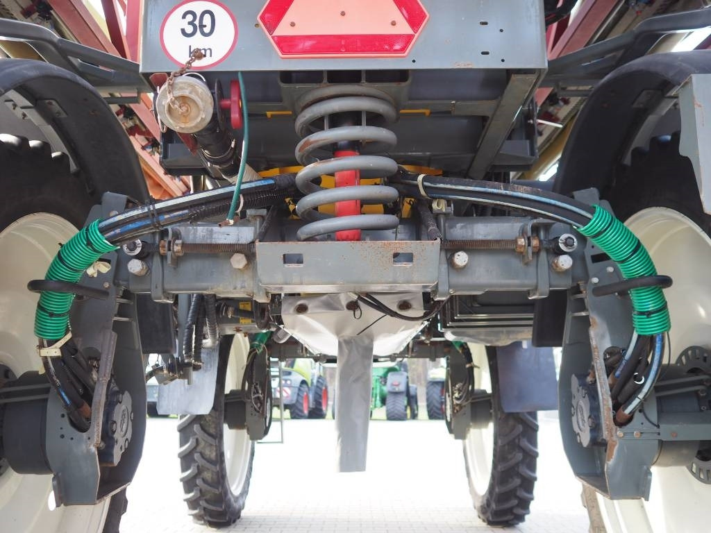 Hardi ALPHA Evo 4100i TWIN - Self-propelled sprayer: picture 5 Hardi ALPHA Evo 4100i TWIN - Self-propelled sprayer: picture 5