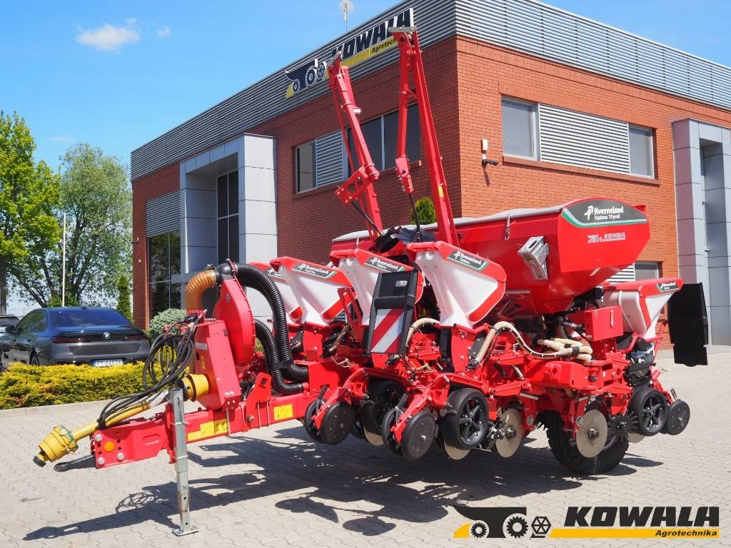 Kverneland Optima TFprofi e-drive II - Precision seeder: picture 1 Kverneland Optima TFprofi e-drive II - Precision seeder: picture 1