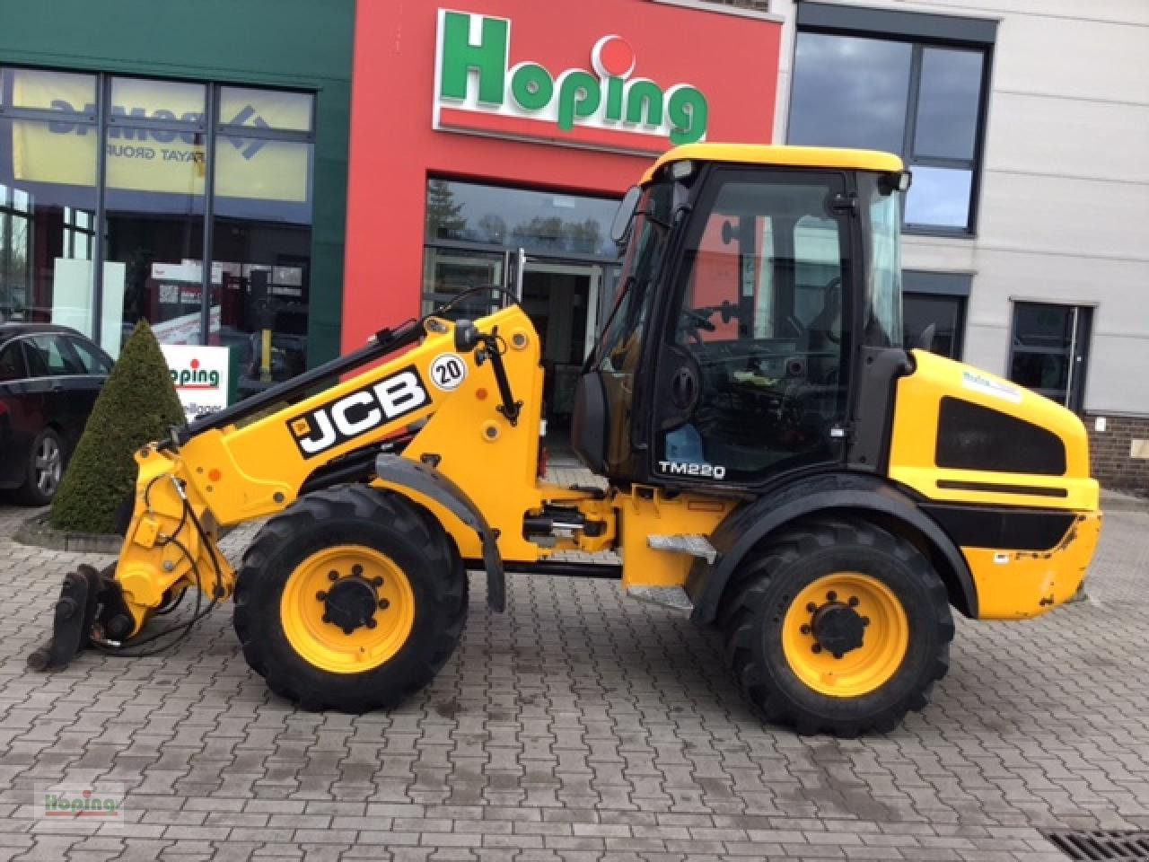 JCB TM 220 - Wheel loader: picture 1 JCB TM 220 - Wheel loader: picture 1
