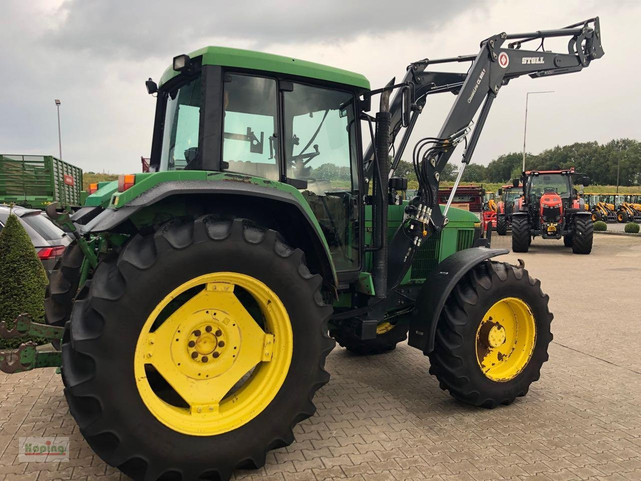 John Deere 6800 - Farm tractor: picture 3 John Deere 6800 - Farm tractor: picture 3